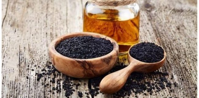 عسل و سیاه‌دانه درمانی احتمالی برای بیماران مبتلا به کرونا !